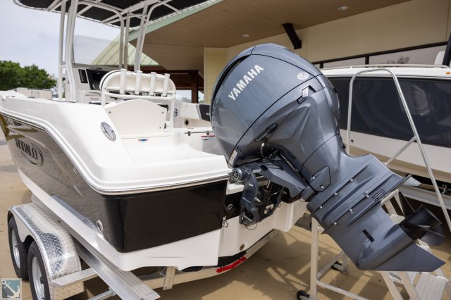 New 2024 Robalo R200  Boat for sale